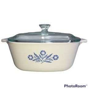 Corning Ware Cornflower Blue 1.5 Quart Casserole Dish With Lid